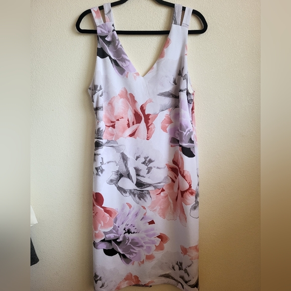 Premier Dresses & Skirts - Premier Amour Floral Sleeveless Fitted Dress. Like NEW. Size 14